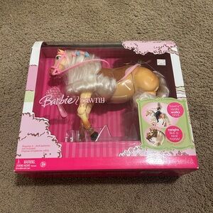 Mattel Barbie Tawny Horse 2006 J9488 NEW